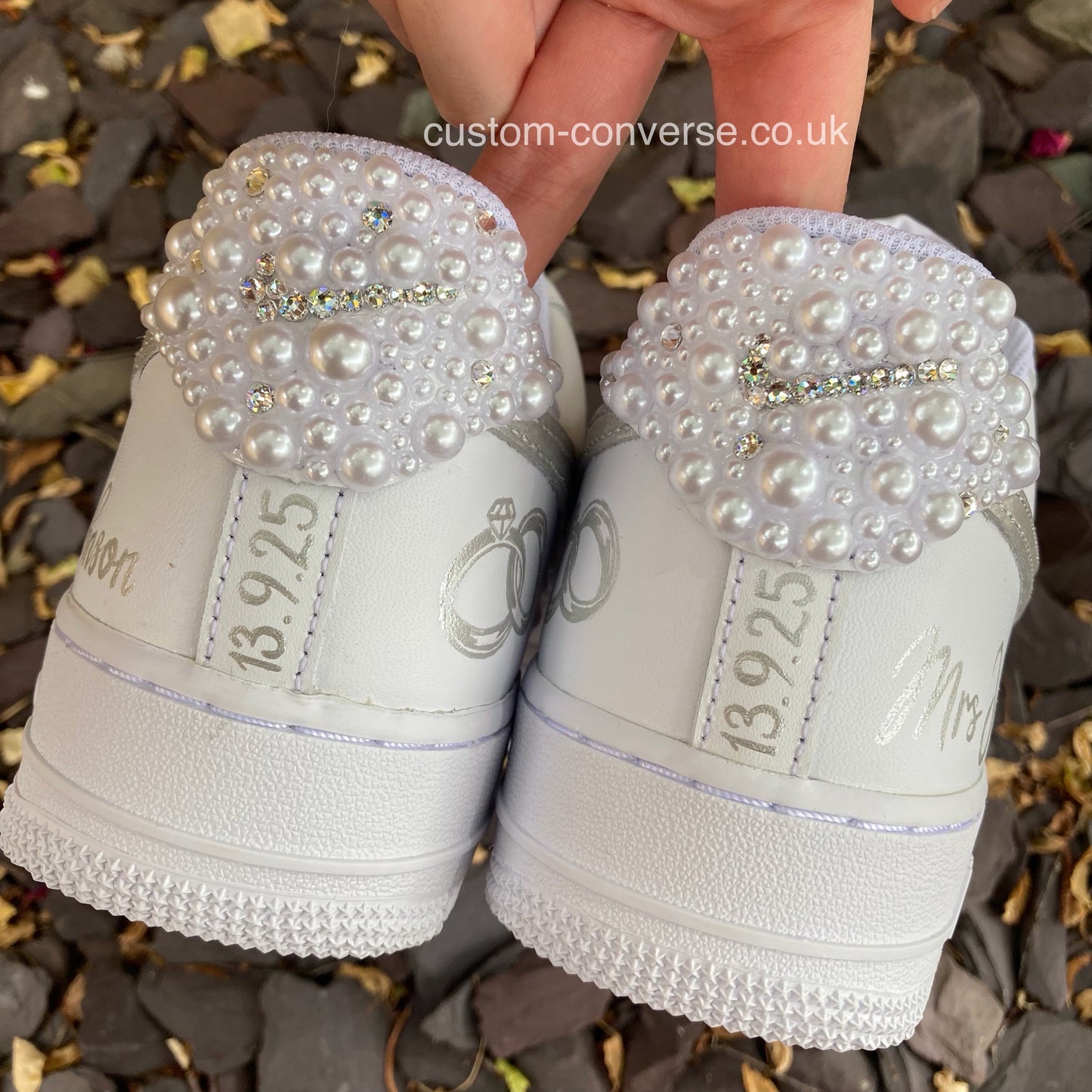 White Pearl and Silver Linked Rings Wedding Air Force 1