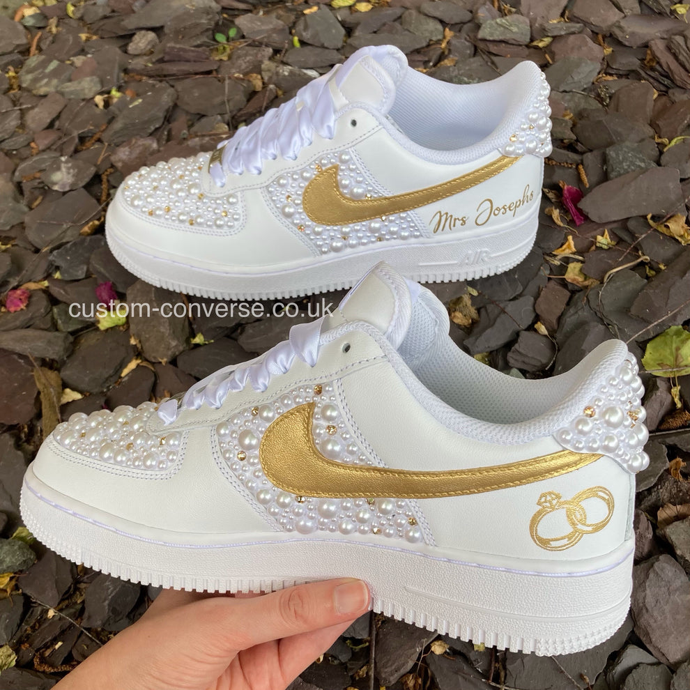 White Pearl and Gold Linked Rings Wedding Air Force 1