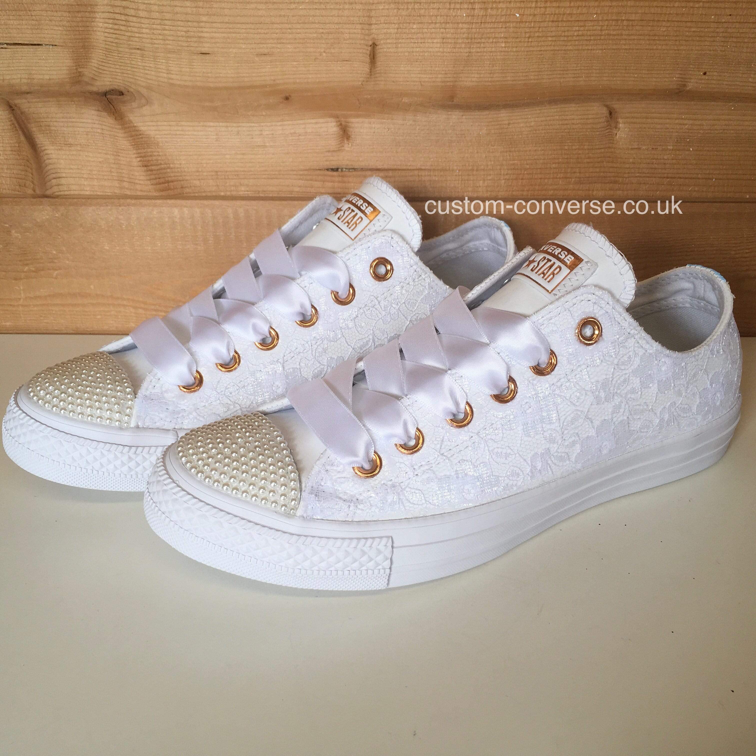 Converse white best sale and gold leather