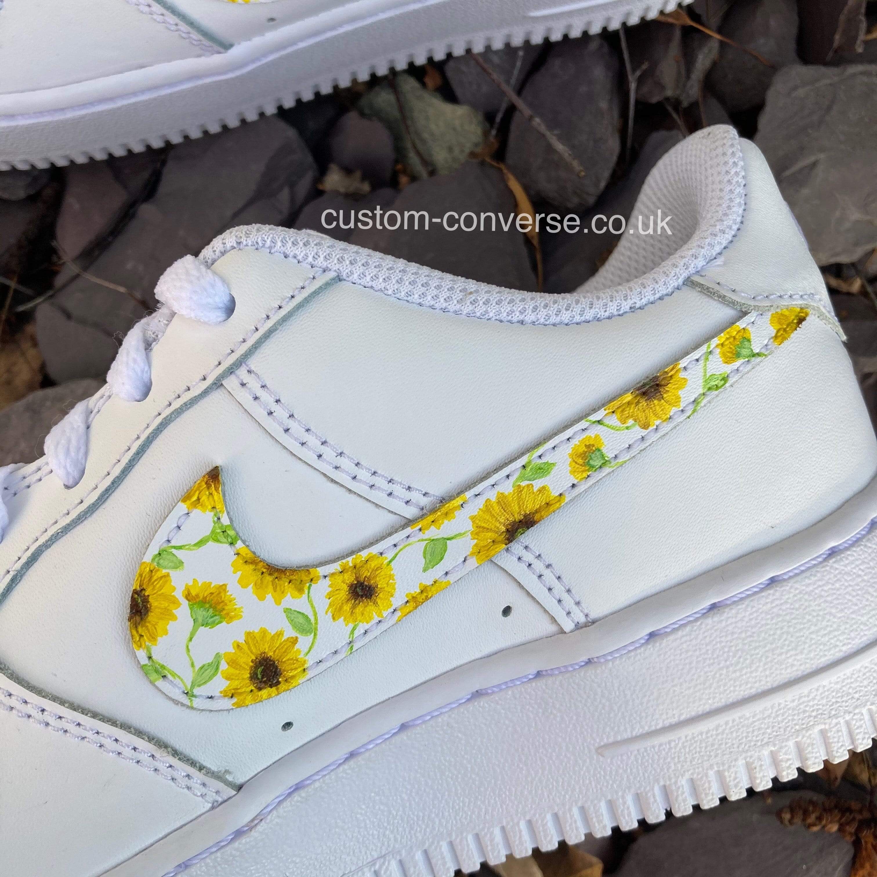 Custom sunflower clearance nikes