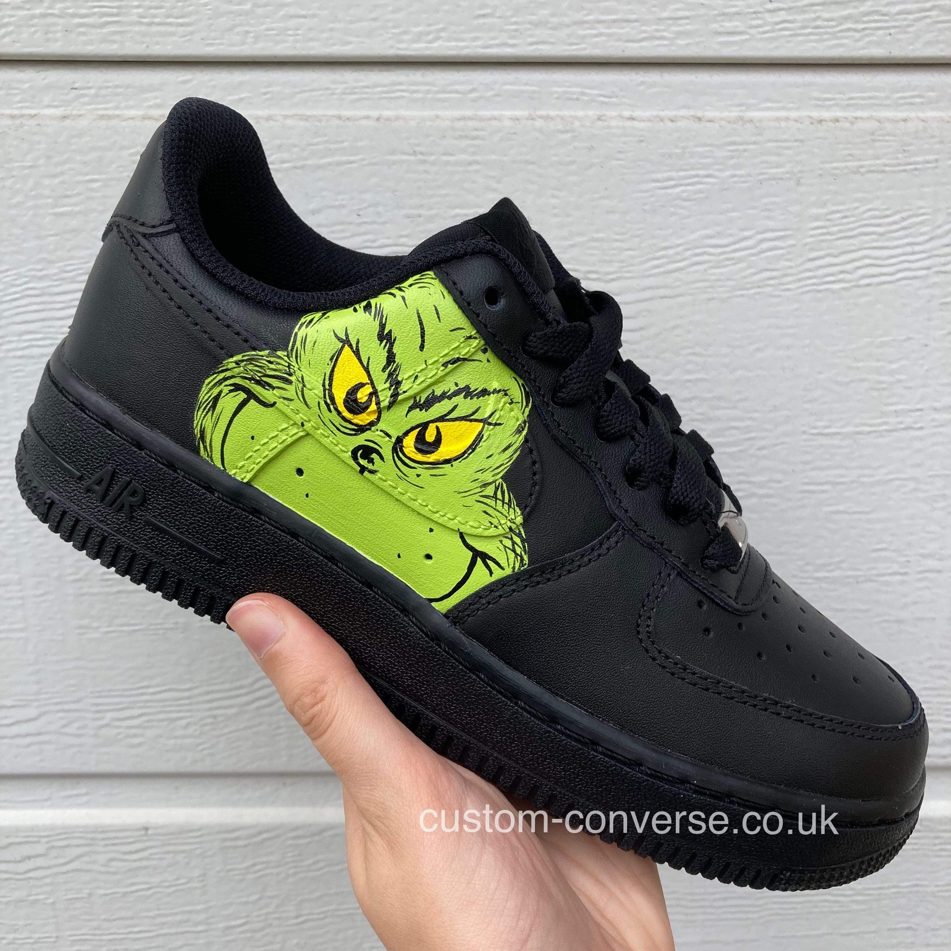 Converse clearance the grinch